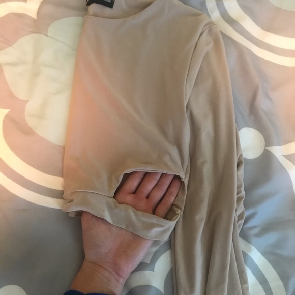 Pretty little thing slinky long sleeve crop top - Picture 3 of 4